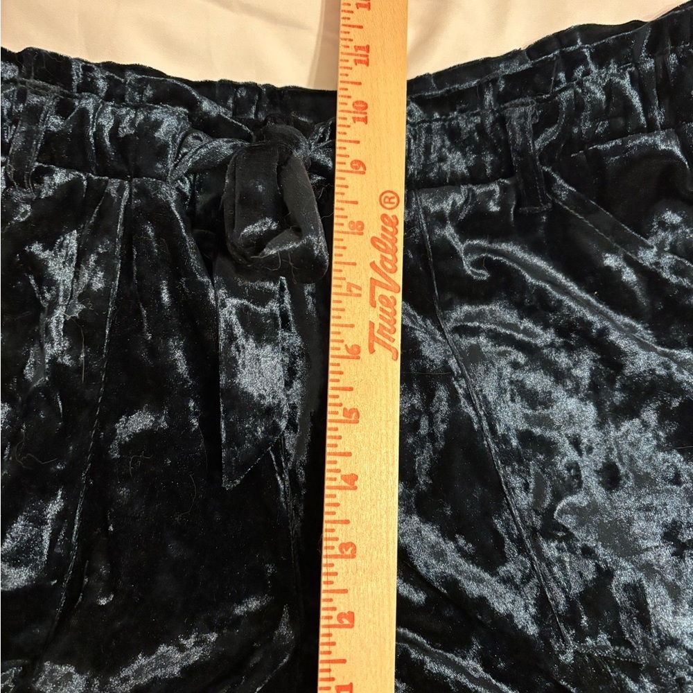 Jolt Green Crushed Velvet Jogger Pants | Size Large - Picture 4 of 8